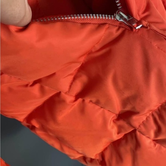 GAP Orange Puffer Jacket - Picture 3 of 3